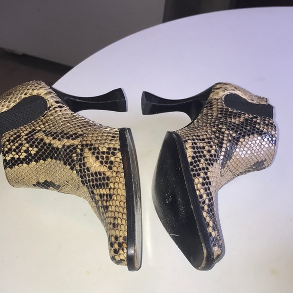 F By Fortuna Valentino Python Boots - Picture 6 of 8